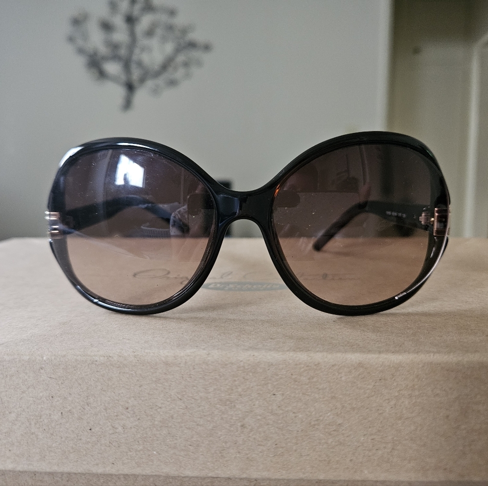 Fendi Brown & Gold Round Oversized Sunglasses With Case